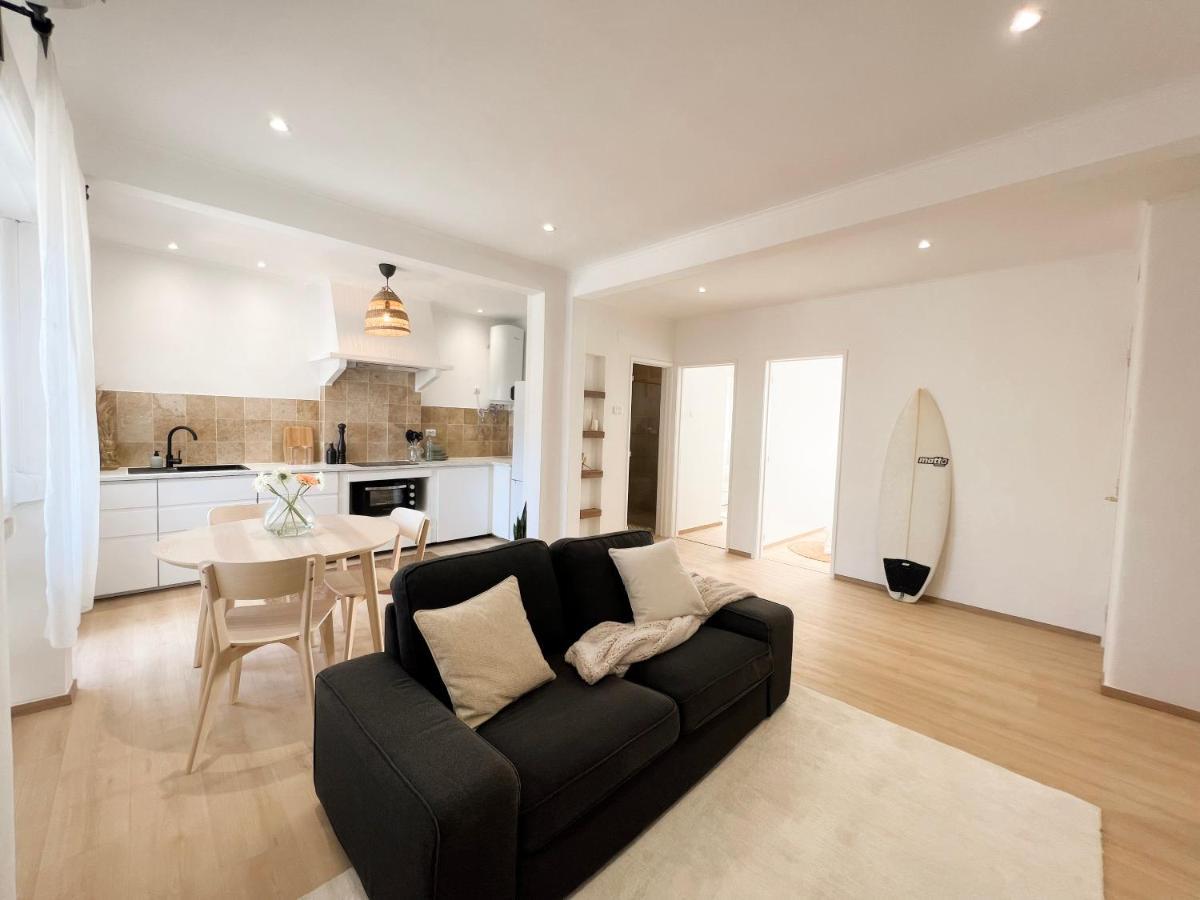 Capitao Ribeiro Surf House Apartment กอสตา ดา กาปาริกา ภายนอก รูปภาพ